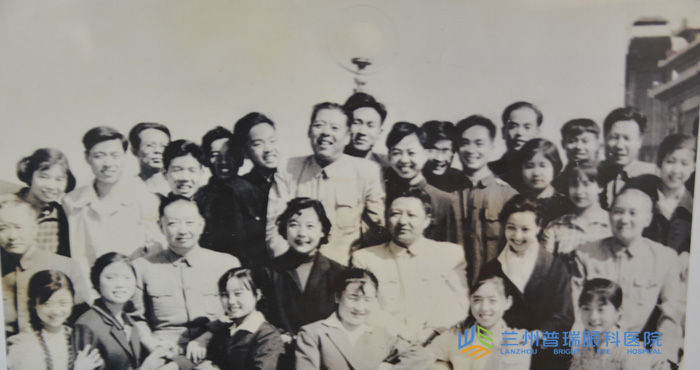 這聲我愛(ài)你，很甜很蜜
