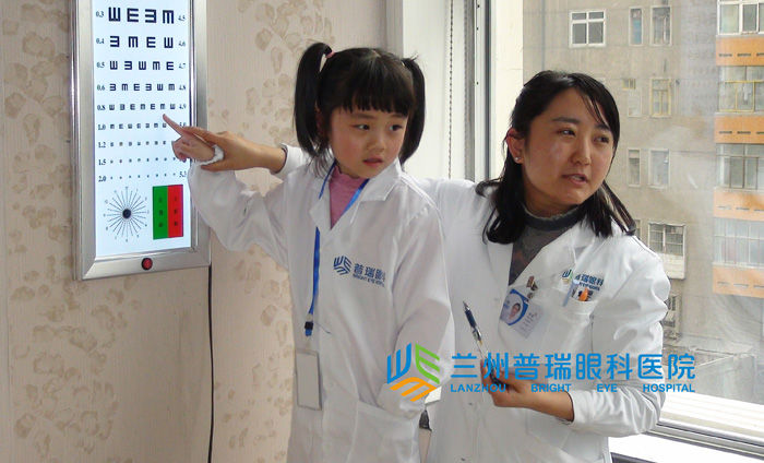 我是小醫(yī)生，我要家人都健康